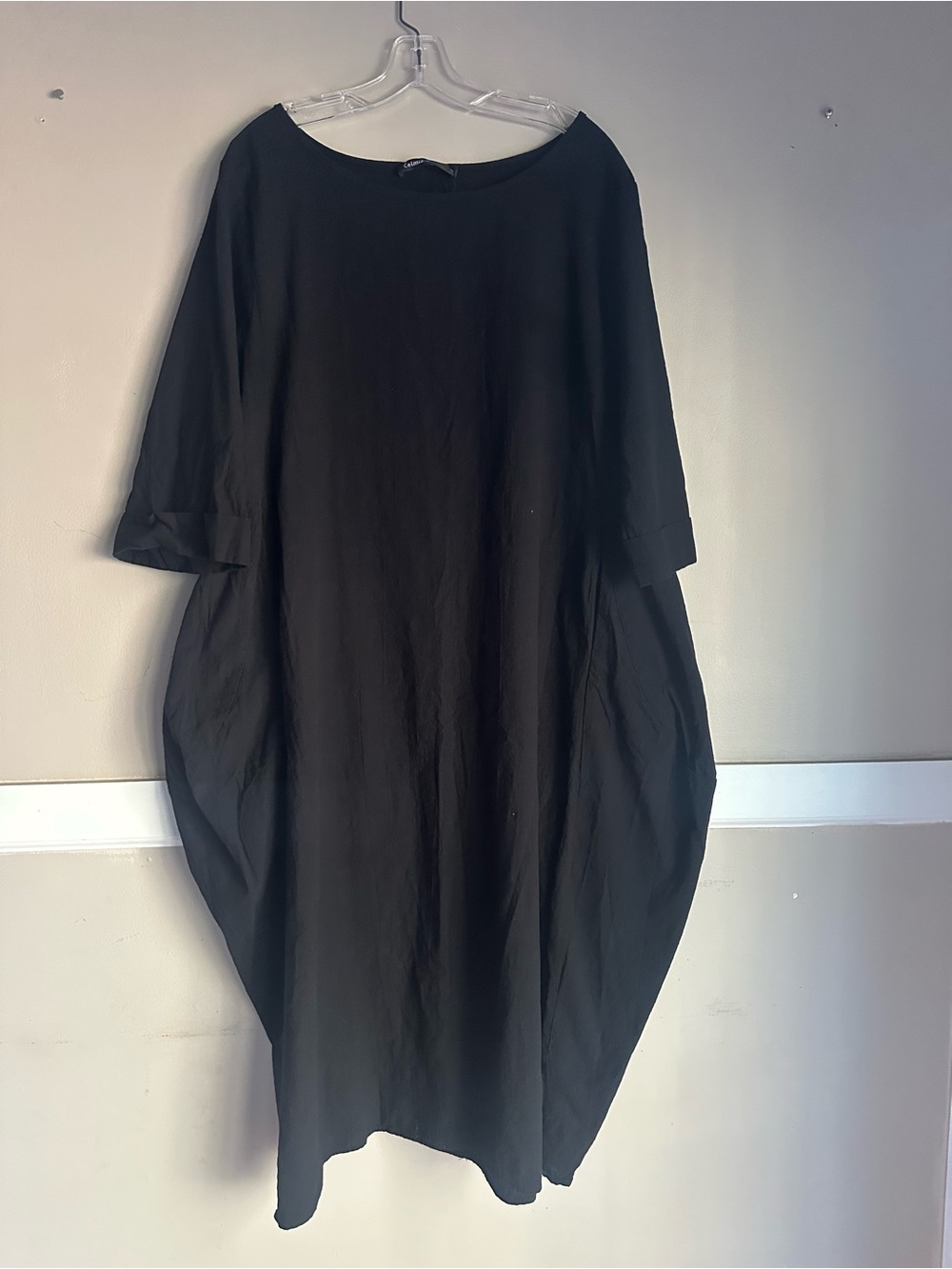 Calmia Collection Relaxed Black Midi Dress - Minimalist Women’s Dress Size 2XL